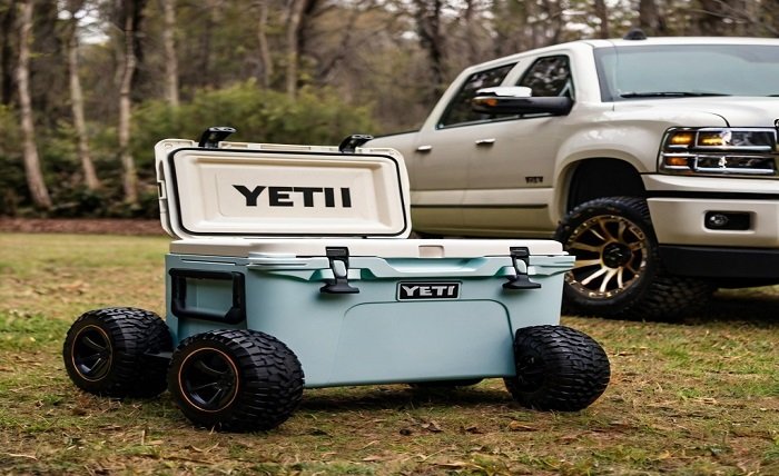 yeti cooler with wheels